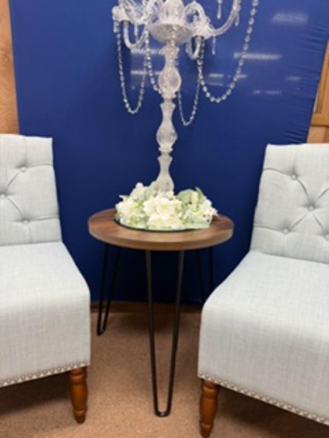 Where to rent TABLE, ROUND WOOD TOP IRON LEGS in White Oak TX